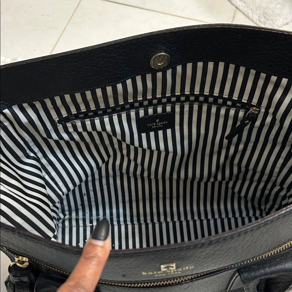 Kate Spade Black Textured Leather Tote Minimalist Fashion
